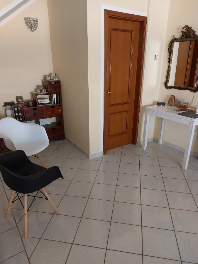 B&B A Casa Di Monica Olbia Extérieur photo