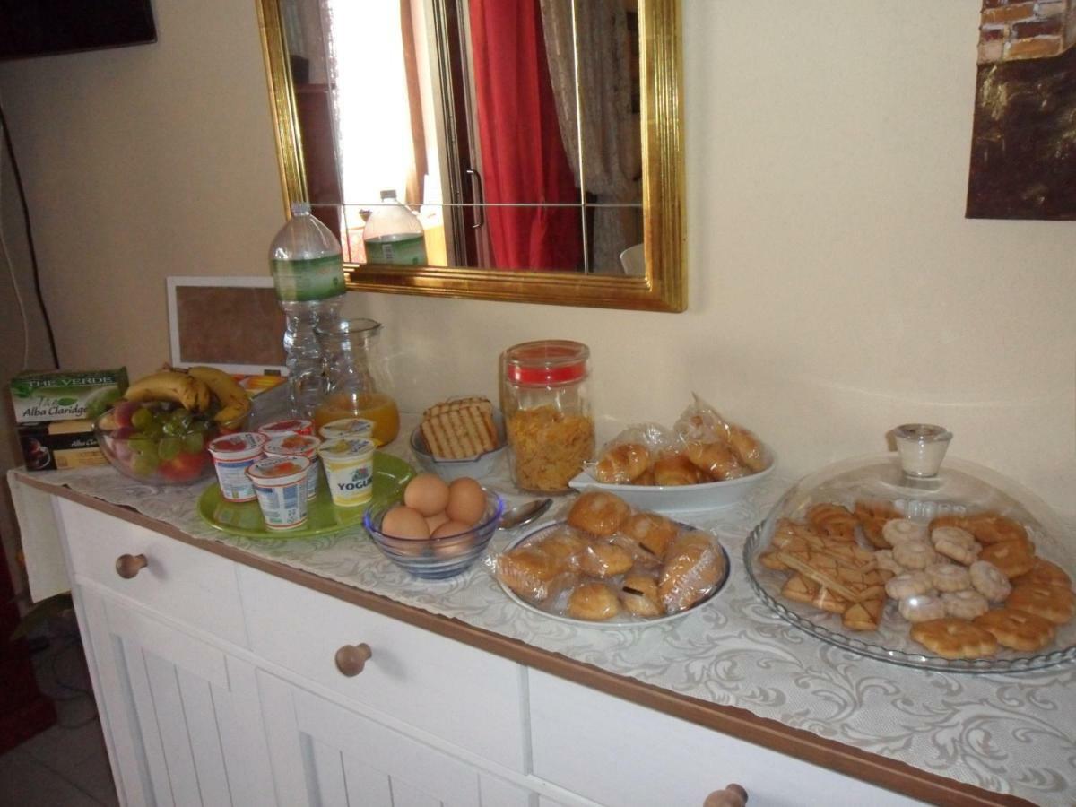 B&B A Casa Di Monica Olbia Extérieur photo