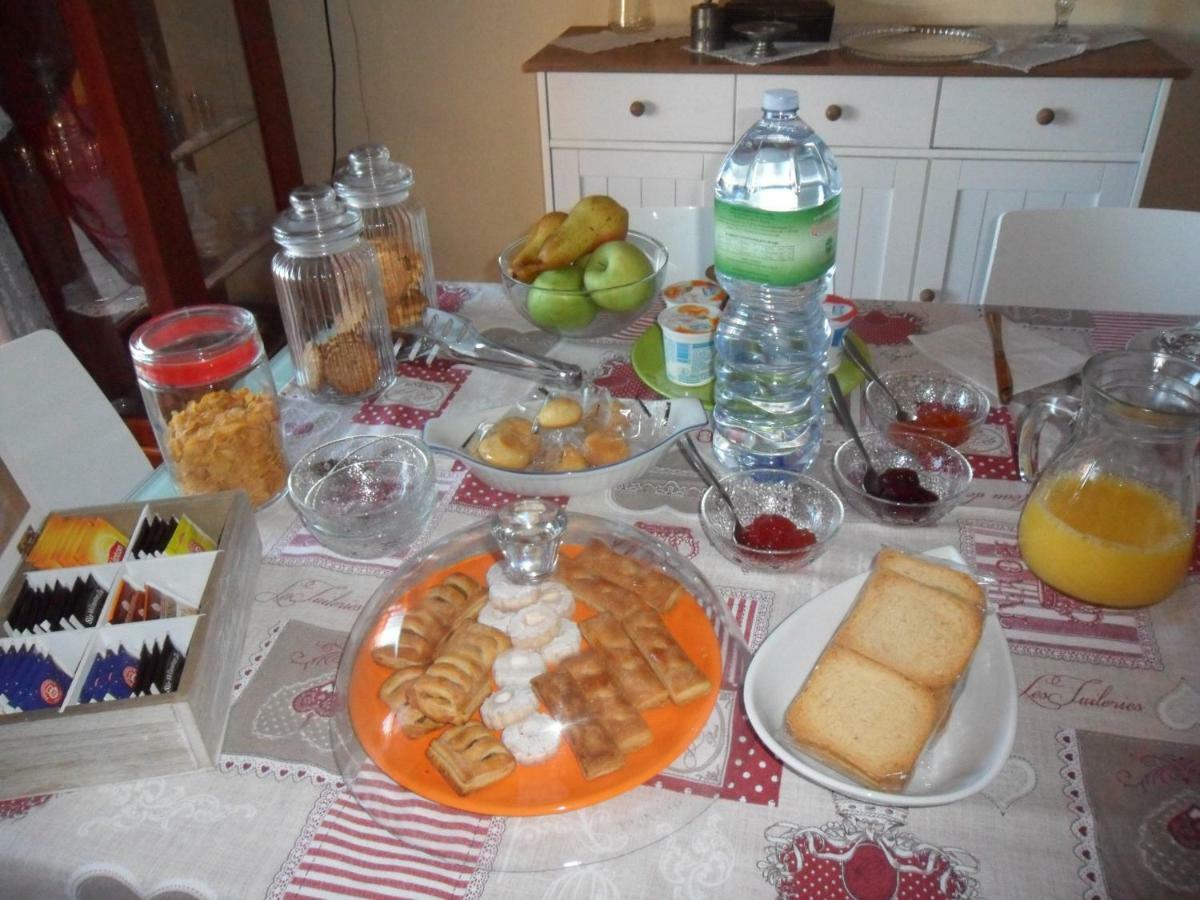 B&B A Casa Di Monica Olbia Extérieur photo